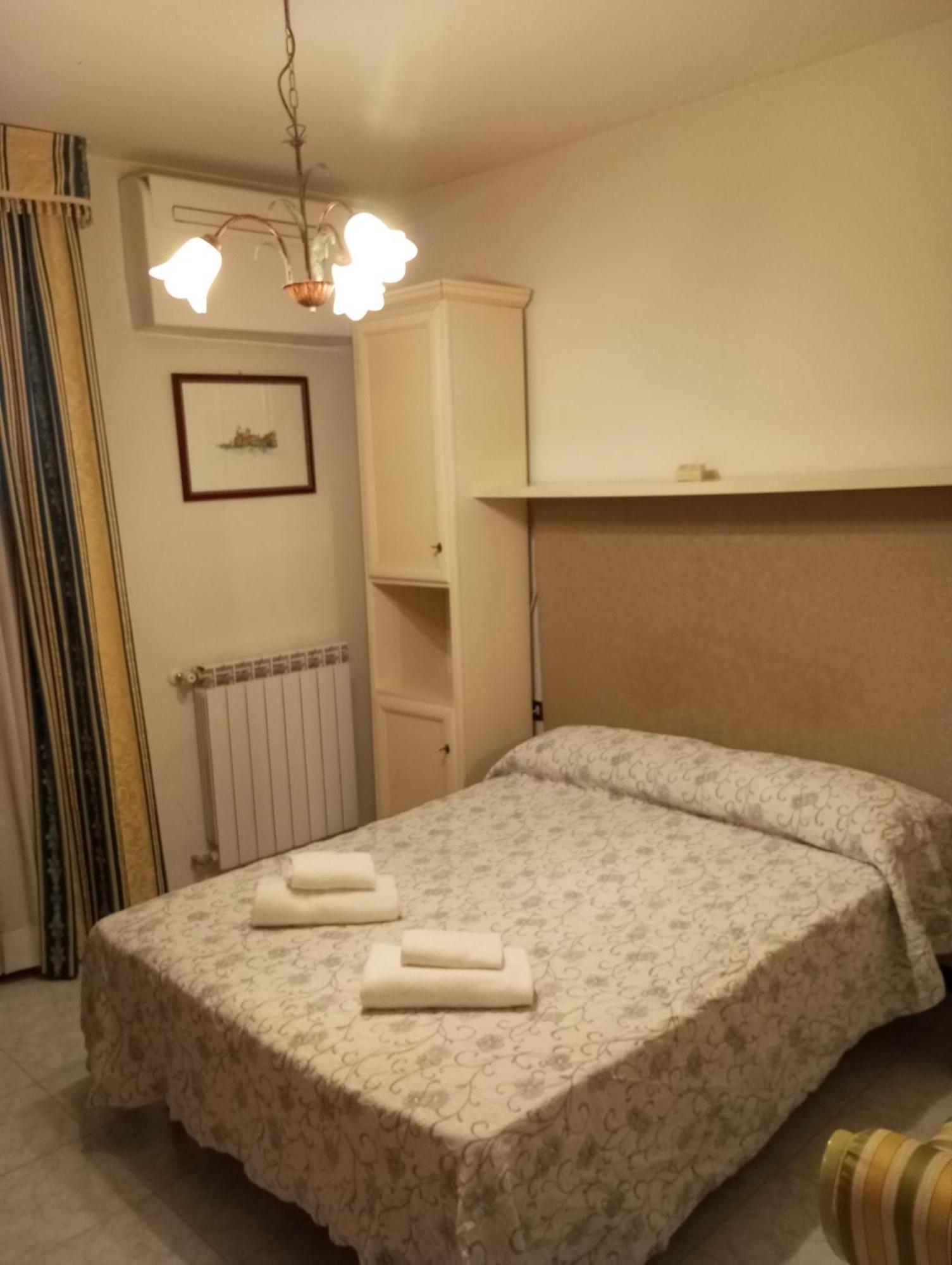 Hotel Henry Венеция Екстериор снимка