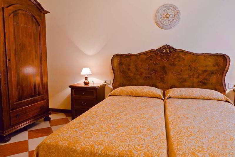 Hotel Henry Венеция Екстериор снимка